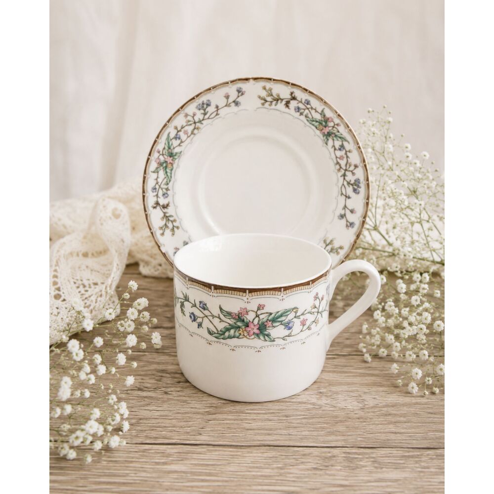 Vintage Farberware Wellesley 486 Tea Cup and Saucer Set by Katherine Babanovsky